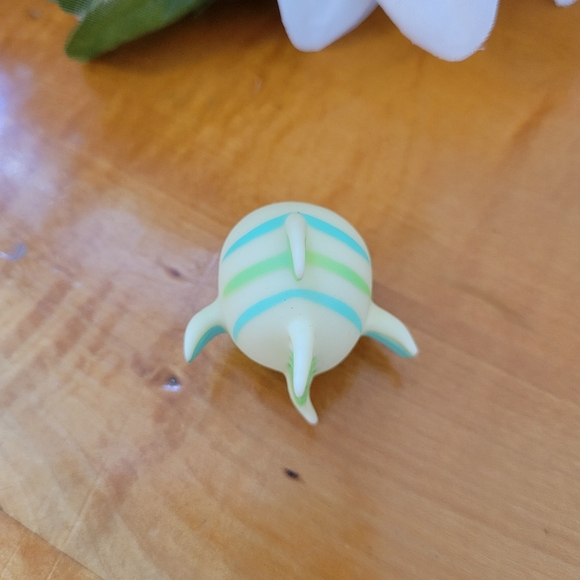 Littlest Pet Shop LPS #1213 Green Fish Purple Eyes Stripes - Picture 6 of 9